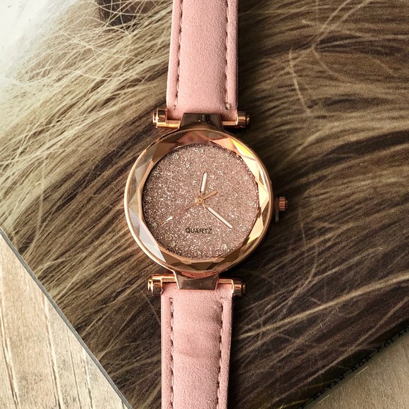 🆕 SPARKLES Wristwatch in Rosewater - Picture 3 of 5